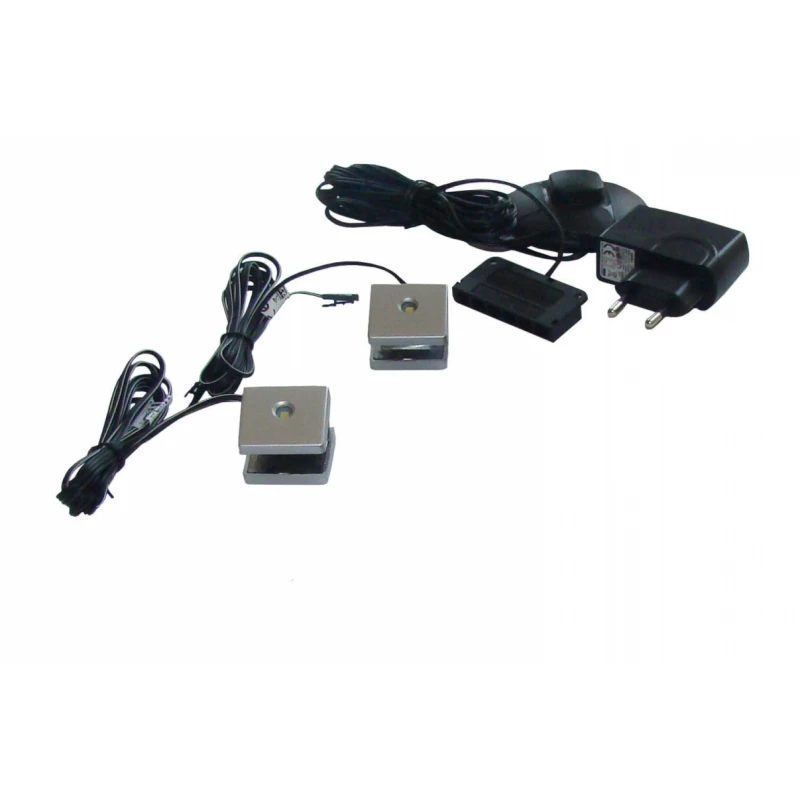 Szynaka Vitrína KAMA 12 Prevedenie: LED osvetlenie